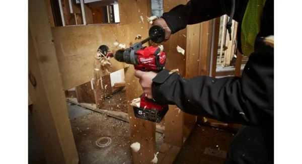 Milwaukee M18 FPD2-0 – Perceuse à Percussion Sans Fil – 18V – Brushless- 135 Nm – Machine Seule acheter en ligne 3